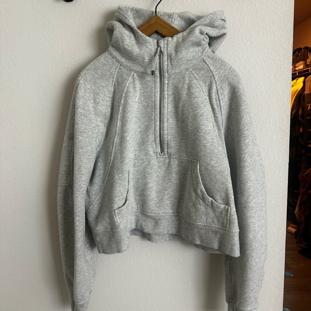 Lululemon Cropped Scuba Hoodie